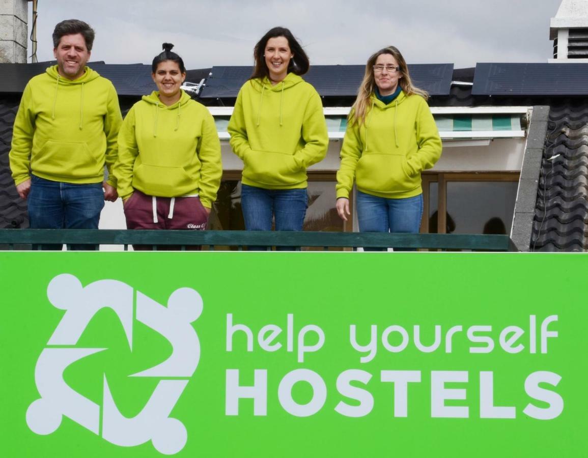 Help Yourself Hostels - Carcavelos Coast Extérieur photo