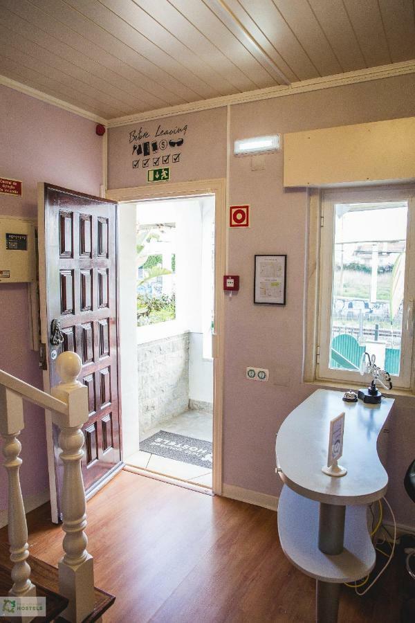 Help Yourself Hostels - Carcavelos Coast Extérieur photo